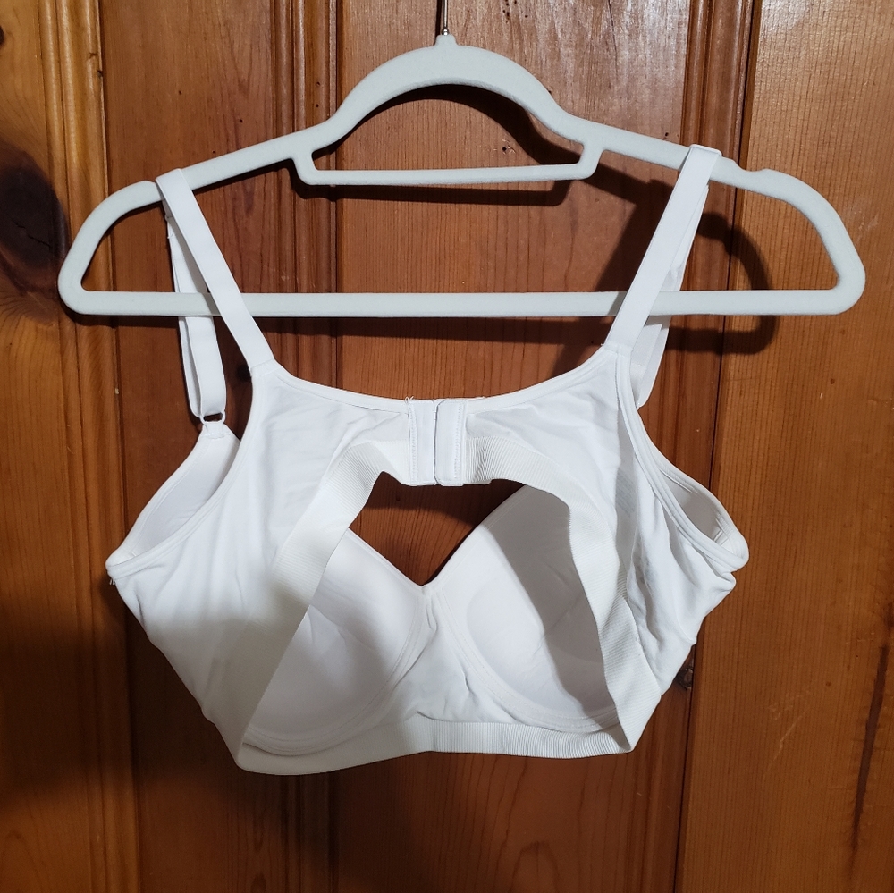Fruit of the Loom Bras - Picture 4 of 9